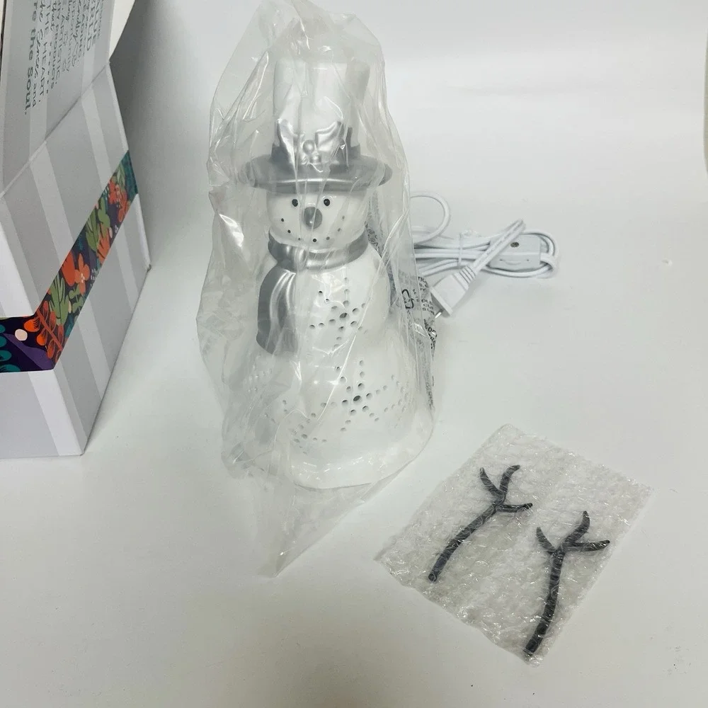 Scentsy Sparkling Snowman Wax Warmer Electric Christmas Holiday‎ Decor NIB